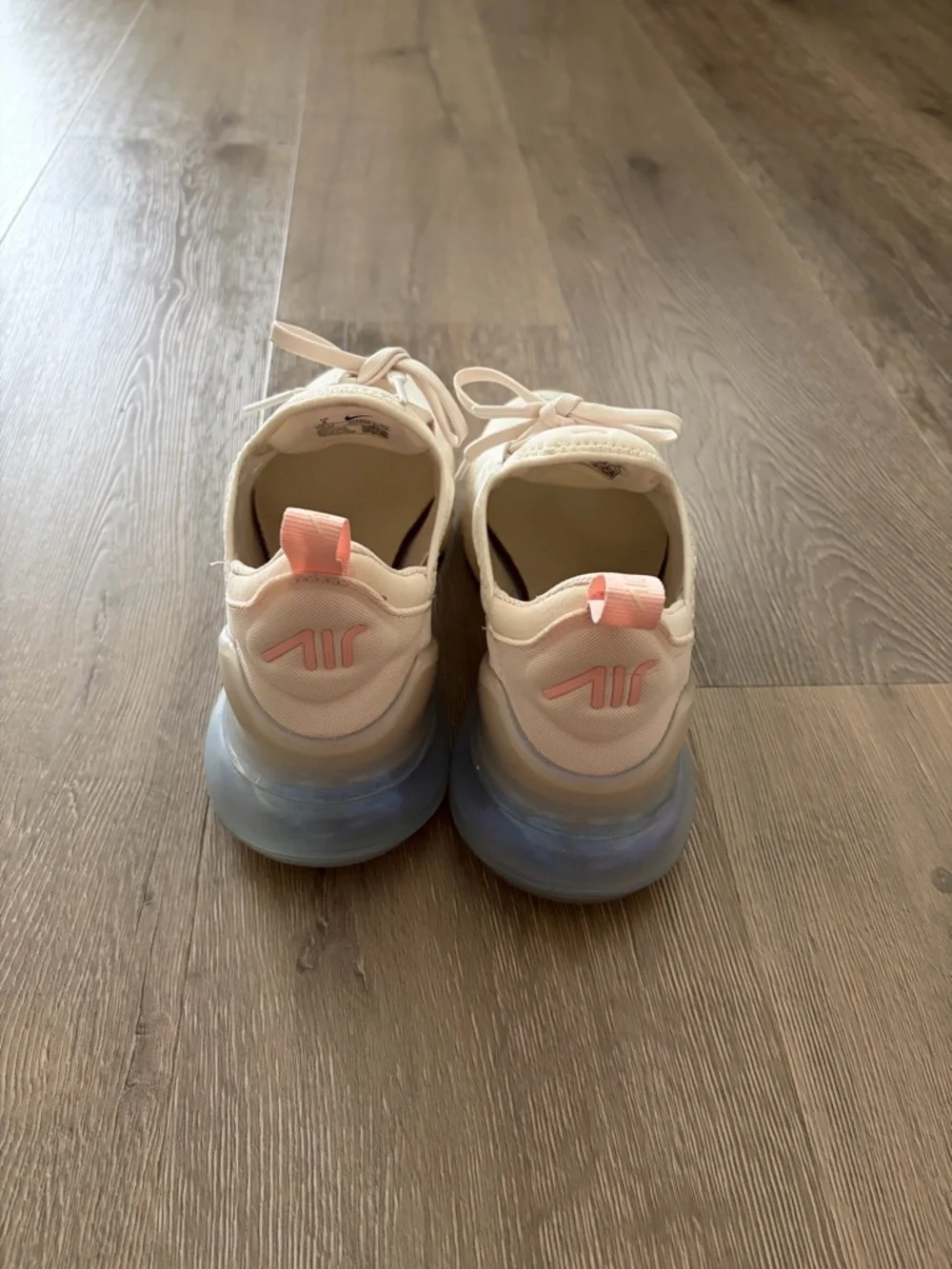 Nike Women's Light Cream and Peach Air Max 270 Sneakers